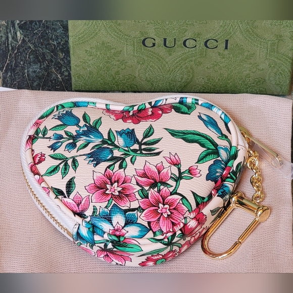 NEW GUCCI OPHIDIA HEART SHAPED FLORAL KEY CASE COIN PURSE GOLD HW - Picture 3 of 16